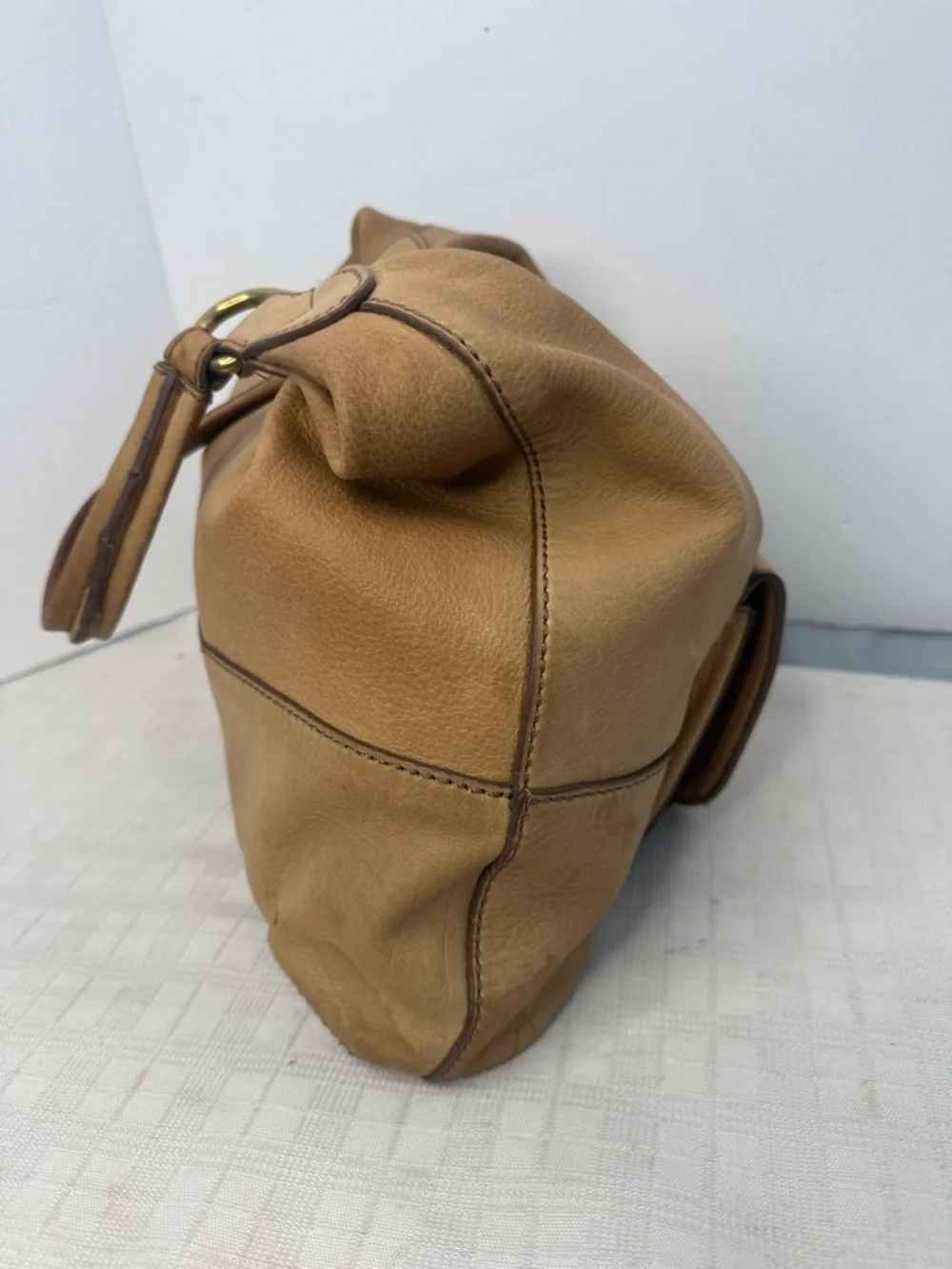 FOSSIL Medium Tan Brown Leather Buckle Pocket Large Hobo Shoulder Bag Purse EUC.